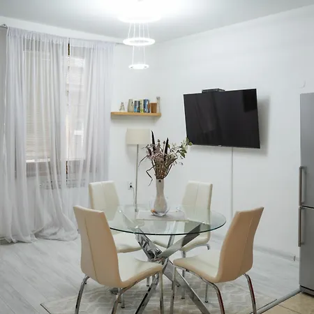 Apartment Eternity *